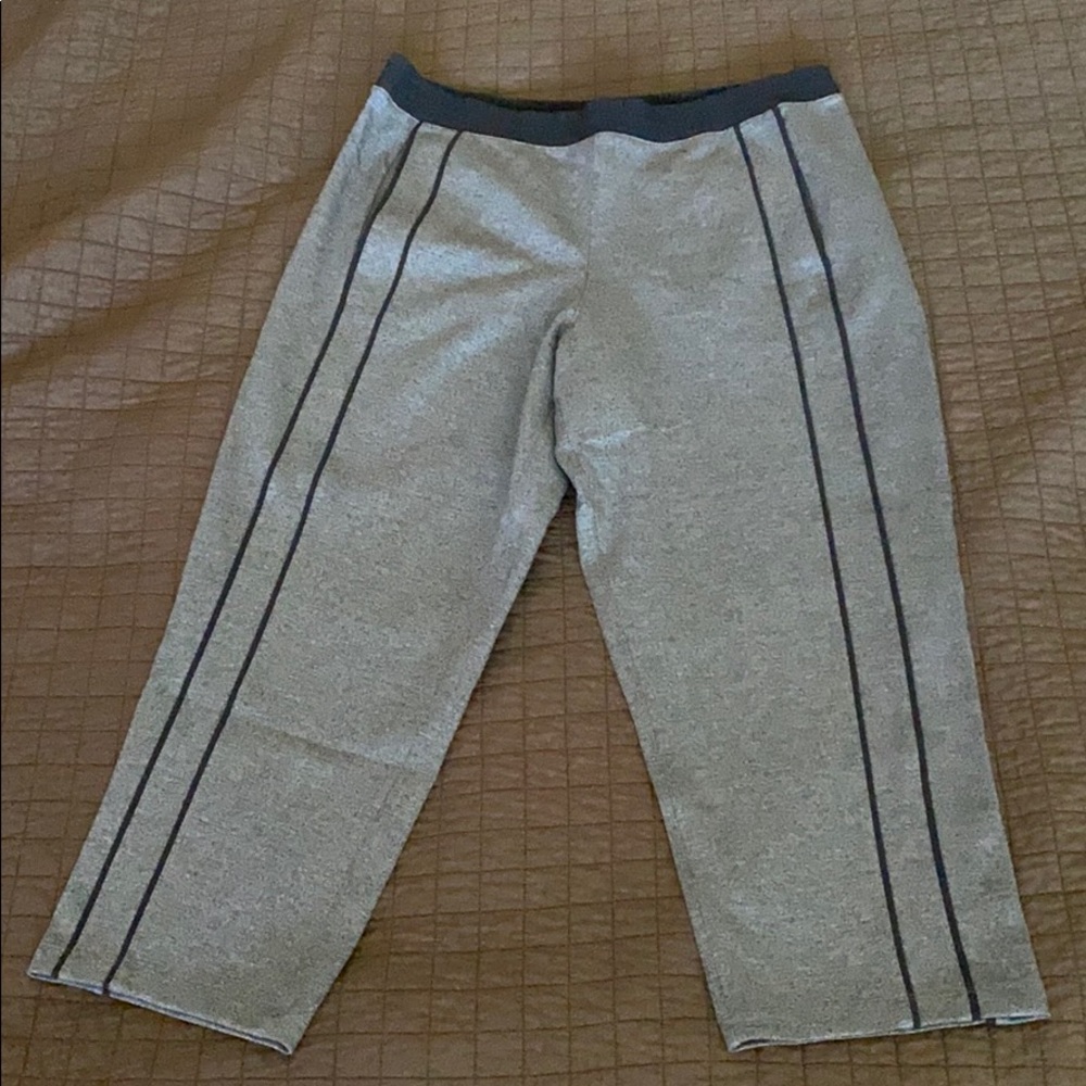 Lululemon capri pant